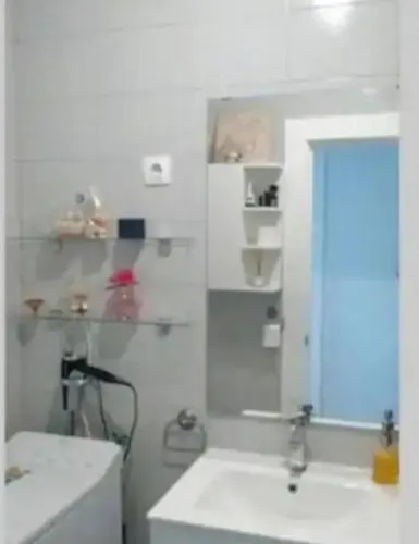 Bright & Cozy Center *